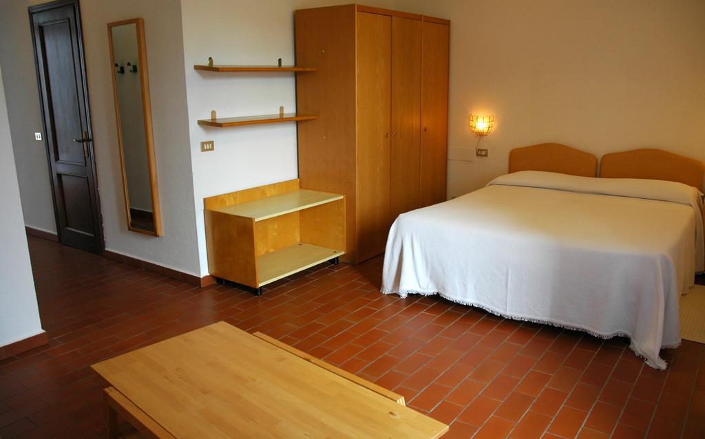 Hotel Sonenga Menaggio Habitación foto